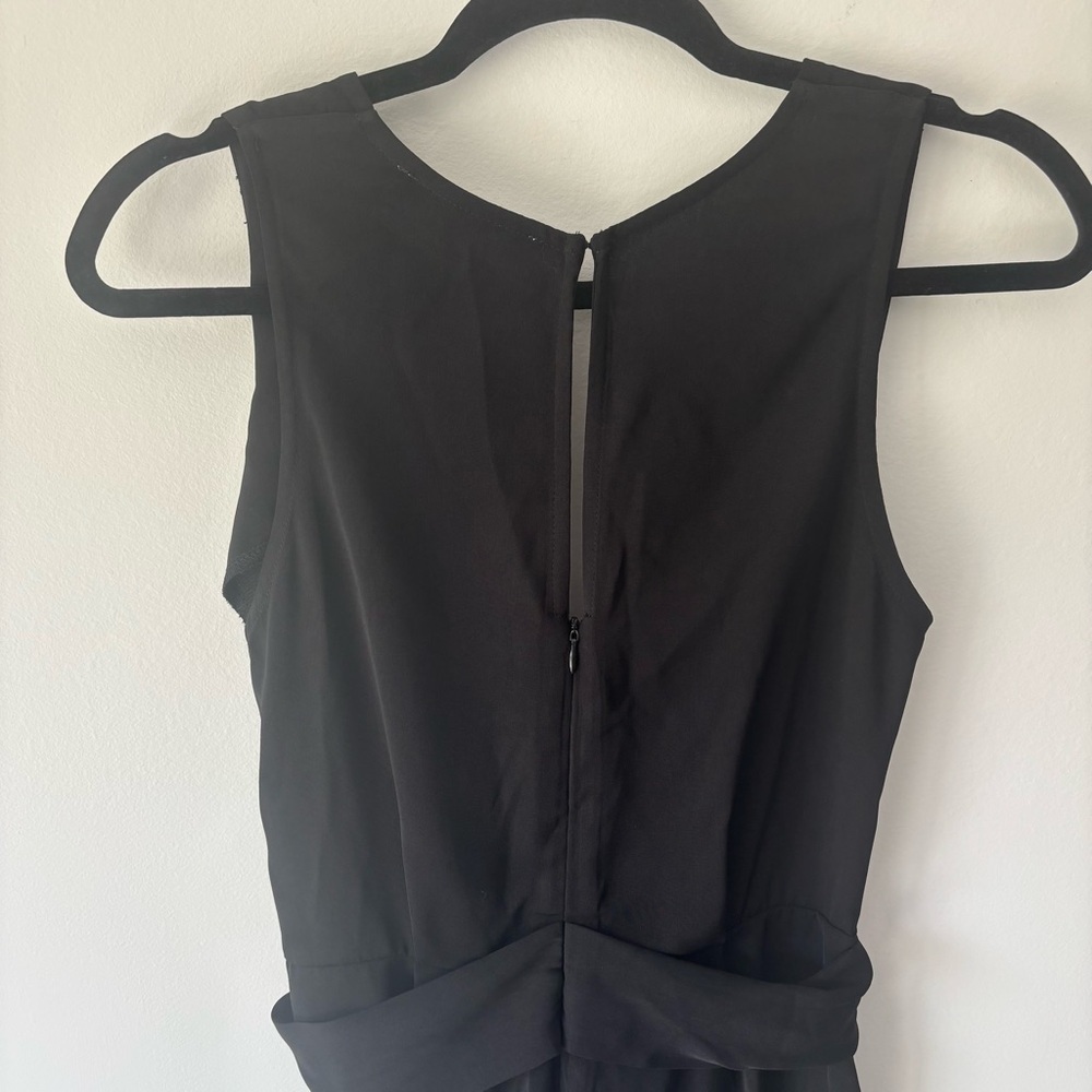 ASTR The Label Black Sleeveless Jumpsuit V Neck Tie Waist Wedding Formal Chic - Picture 8 of 11